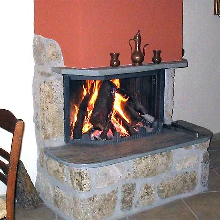 Evridiki بيت ضيافة