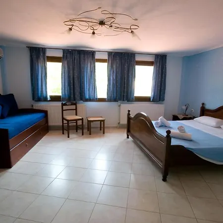 Evridiki 3* فيرغينا