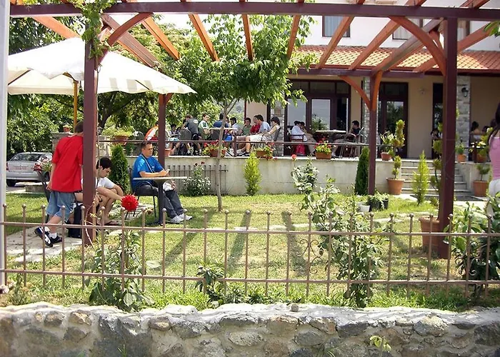 Evridiki Pensión 3*